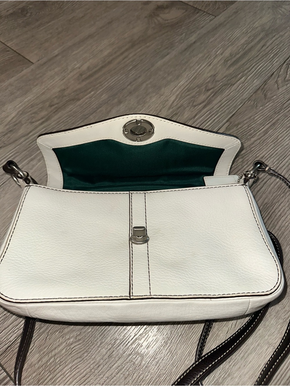 Coach Chelsea Bone White Leather Crossbody Bag Purse Green Interior - Picture 7 of 9